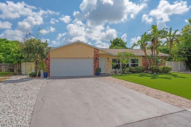 3 of 45 - 1460 Woodcrest Road E, West Palm Beach, FL