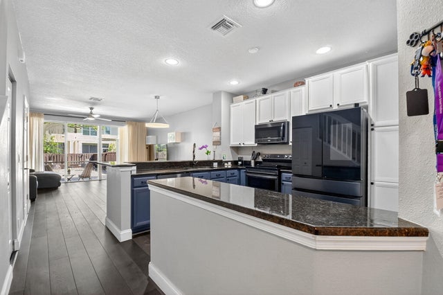 5 of 21 - 9663 Lago Drive, Boynton Beach, FL