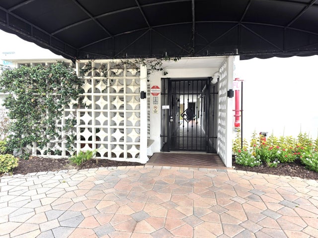 3 of 28 - 1 N Golfview Road #500, Lake Worth Beach, FL