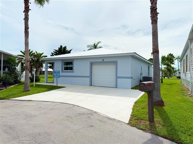 1 of 24 - 15 Jacaranda Lane, Port Saint Lucie, FL