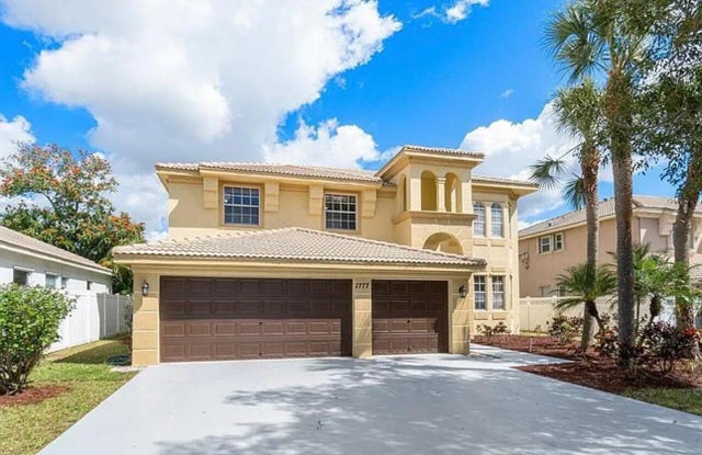 1 of 40 - 1777 Annandale Circle, Royal Palm Beach, FL