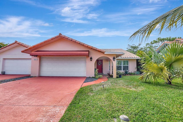 1 of 42 - 4002 Se Fairway W, Stuart, FL