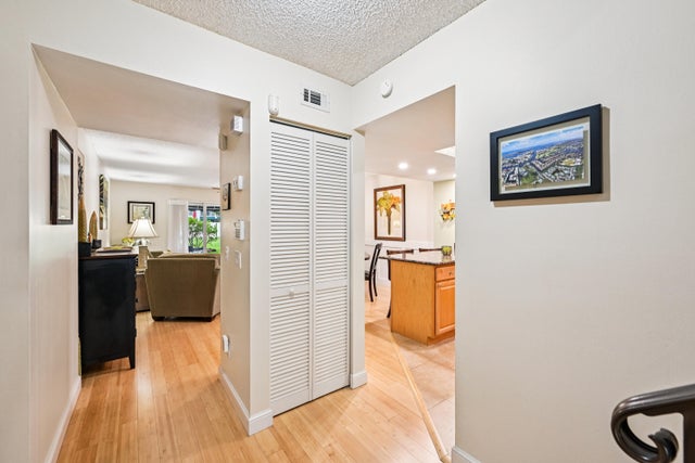 5 of 48 - 398 Golfview Road #g, North Palm Beach, FL