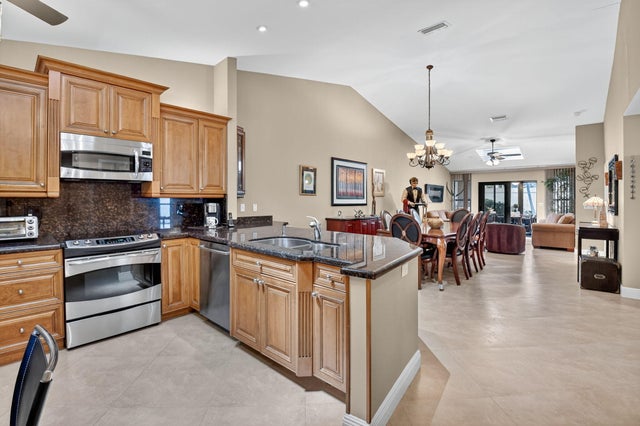 1 of 36 - 10021 Andrea Lane #b, Boynton Beach, FL