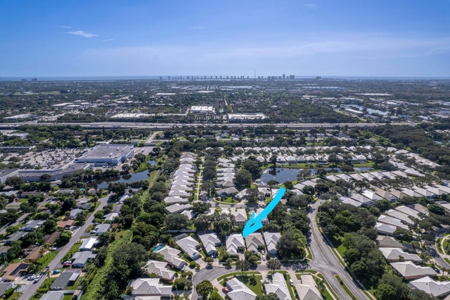 2 of 38 - 8761 Wakefield Drive, Palm Beach Gardens, FL