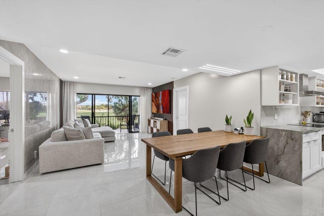 4 of 61 - 1731 Presidential Way #c-203, West Palm Beach, FL