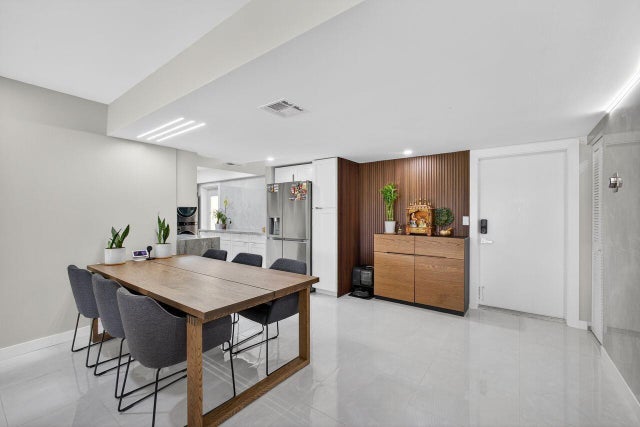 5 of 61 - 1731 Presidential Way #c-203, West Palm Beach, FL