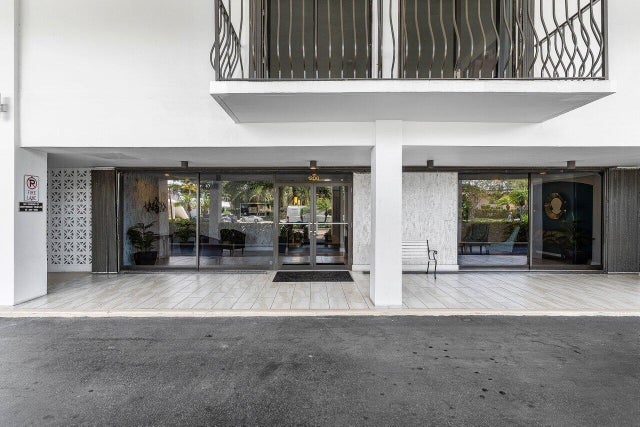 2 of 39 - 1208 Marine Way #506, North Palm Beach, FL
