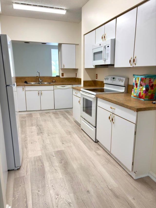 5 of 36 - 9189 Boca Gardens Circle S #d, Boca Raton, FL