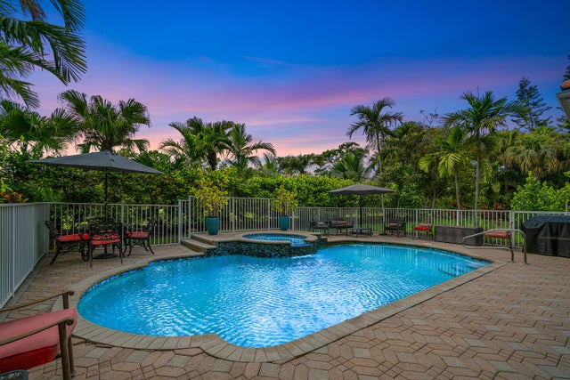 2 of 39 - 911 Forest Glen Lane, Wellington, FL