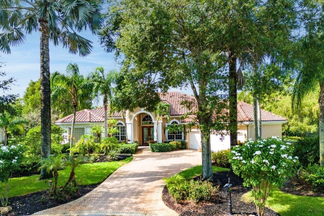 3 of 39 - 911 Forest Glen Lane, Wellington, FL