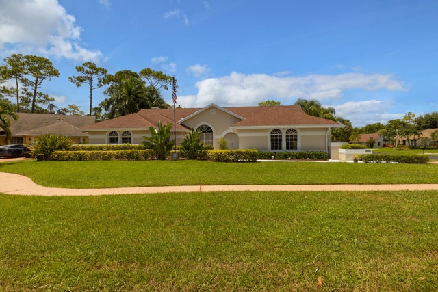 3 of 53 - 12675 Headwater Way, Wellington, FL