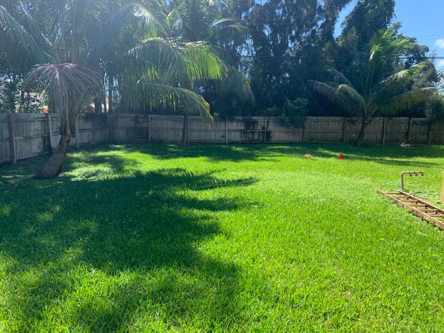 4 of 6 - 212 Nw 6th Avenue, Boynton Beach, FL