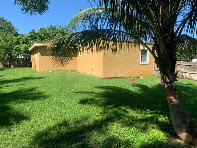 5 of 6 - 212 Nw 6th Avenue, Boynton Beach, FL