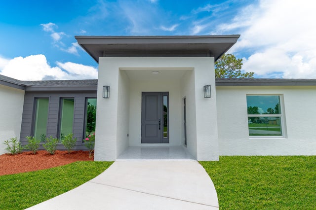 2 of 27 - 513 Sw Nautical Avenue, Port Saint Lucie, FL