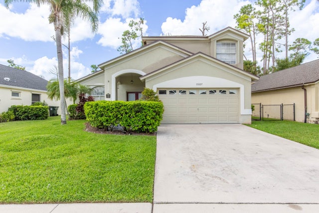 1 of 27 - 15157 Oak Chase Court, Wellington, FL