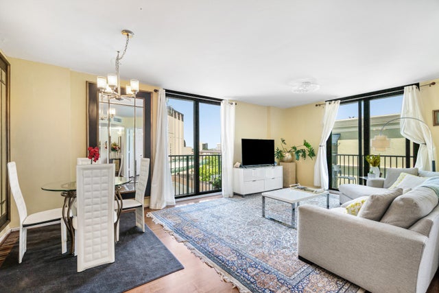 2 of 31 - 651 Okeechobee Boulevard #402, West Palm Beach, FL