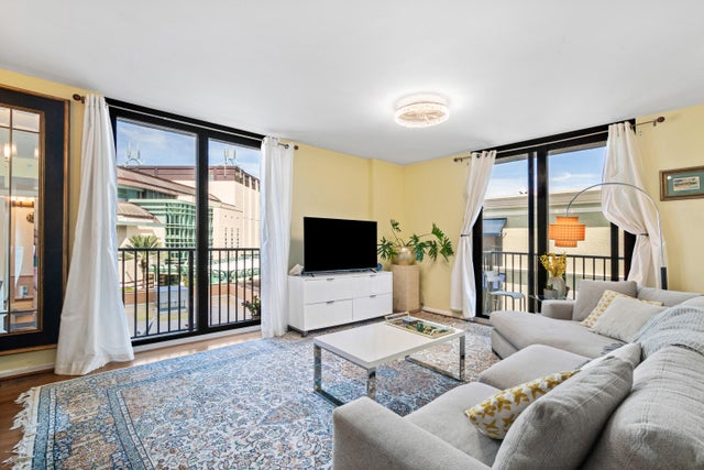 4 of 31 - 651 Okeechobee Boulevard #402, West Palm Beach, FL