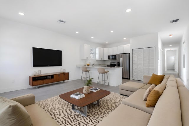 4 of 22 - 3747 Saginaw Avenue, West Palm Beach, FL