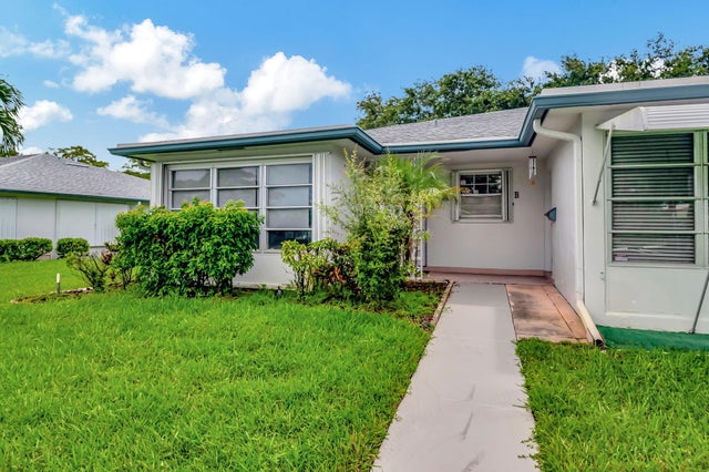 1 of 27 - 1217 S Drive Way #a, Delray Beach, FL