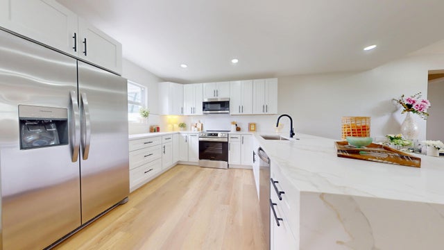 4 of 33 - 440 Gull Court, North Palm Beach, FL