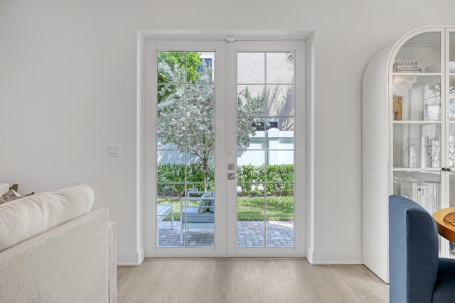 3 of 43 - 114 Royal Palm Circle, Tequesta, FL