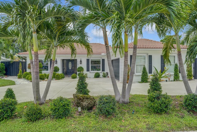 1 of 44 - 1012 W Camino Real, Boca Raton, FL