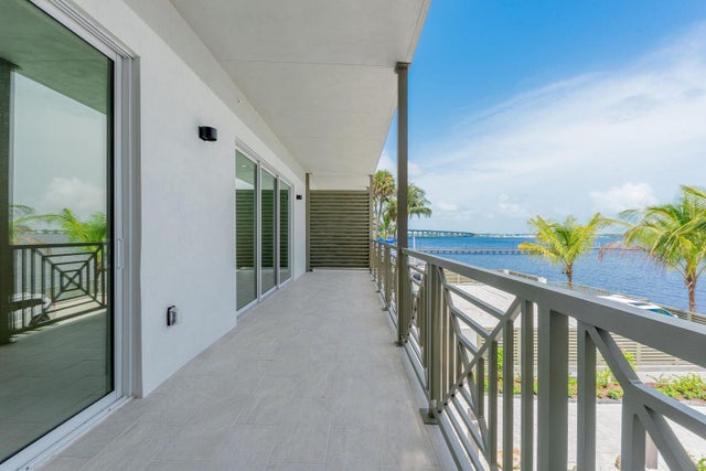 5 of 21 - 41 Sw Seminole Street #203, Stuart, FL