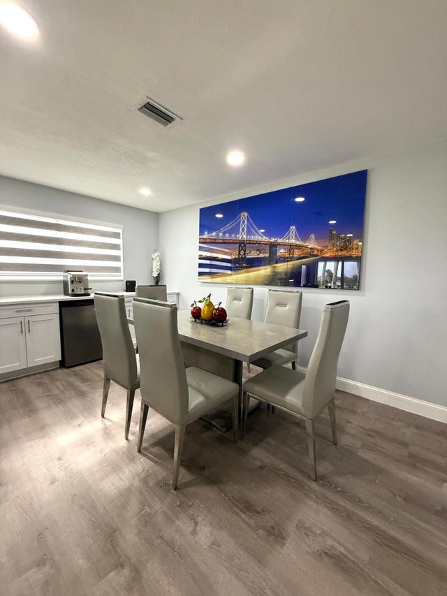 5 of 14 - 101 Golden River Drive, Royal Palm Beach, FL