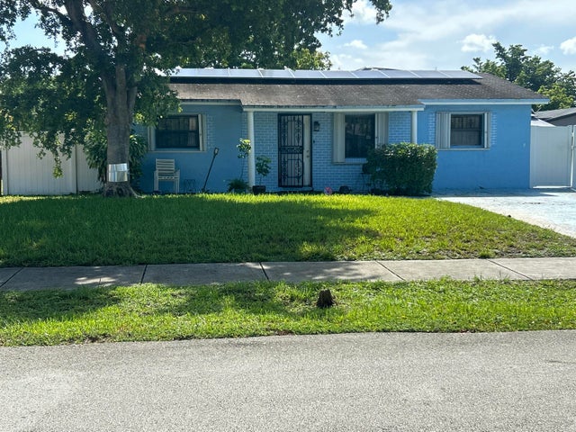 1 of 1 - 2398 Nw 27th Avenue, Fort Lauderdale, FL