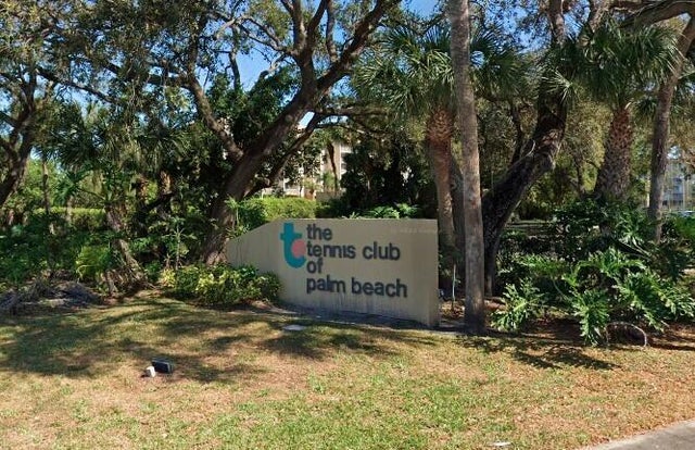 3 of 38 - 2788 Tennis Club Drive #203, West Palm Beach, FL