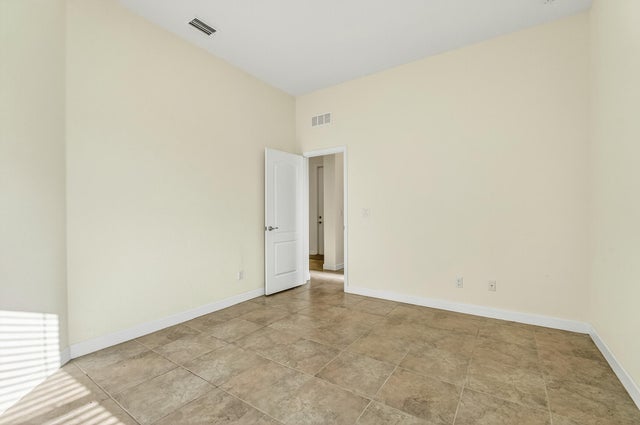 2 of 93 - 1769 Berkshire Circle Sw, Vero Beach, FL