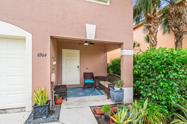 4 of 29 - 6964 Mill Brook Place, Lake Worth, FL
