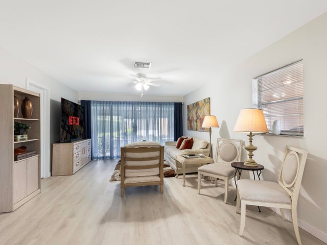 5 of 34 - 725 Whippoorwill Lane, Delray Beach, FL