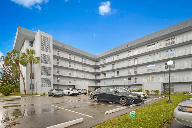 1 of 25 - 1402 Nw 80th Avenue #203, Margate, FL