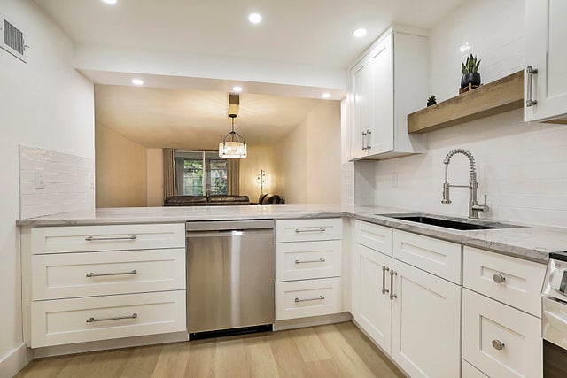 3 of 25 - 1402 Nw 80th Avenue #203, Margate, FL