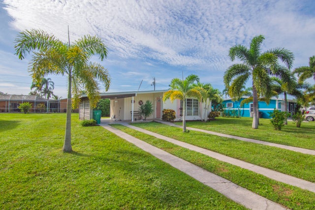 3 of 27 - 2863 Se Merritt Terrace, Port Saint Lucie, FL