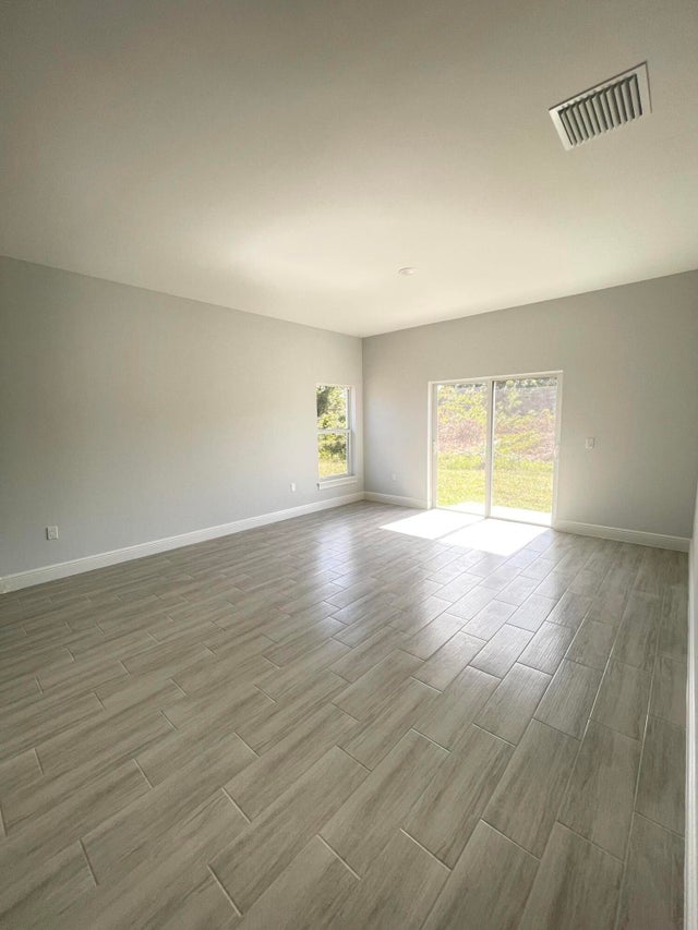 3 of 11 - 2505 87th Avenue, Vero Beach, FL