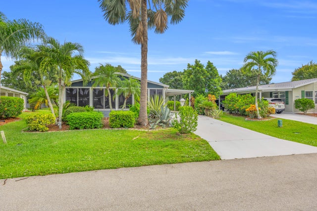 1 of 31 - 2904 Nine Iron Drive, Port Saint Lucie, FL