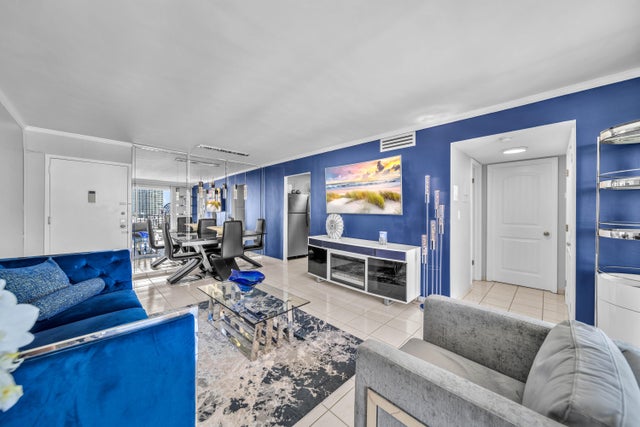 5 of 35 - 6900 Bay Drive #11i, Miami Beach, FL