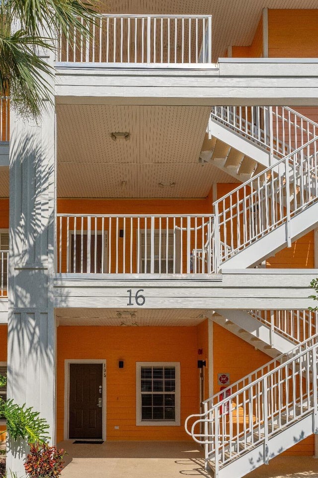 111 Andros Avenue, Davenport