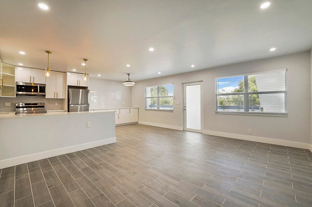 3 of 26 - 351 Keswick C, Deerfield Beach, FL