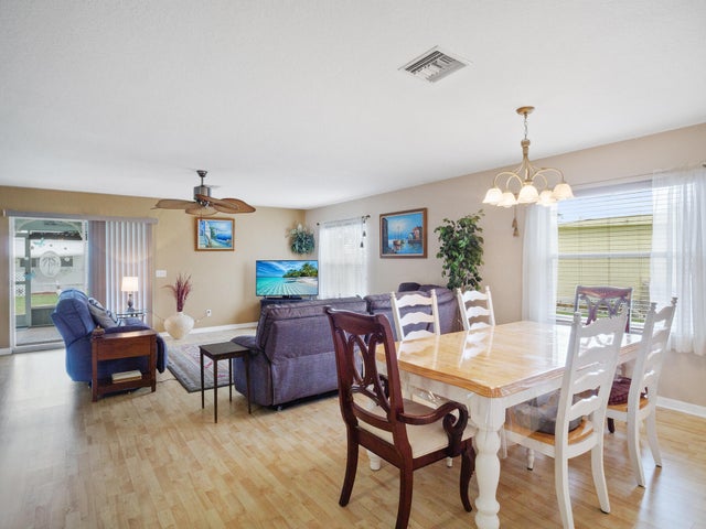 5 of 23 - 48 Mariposa Lane, Port Saint Lucie, FL