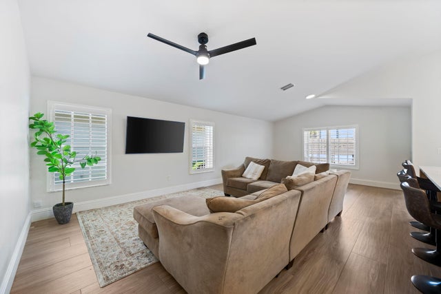 5 of 32 - 2540 Nw 80th Avenue, Margate, FL
