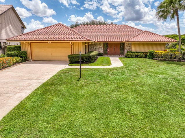 1 of 22 - 3 Old Fence Road, Palm Beach Gardens, FL