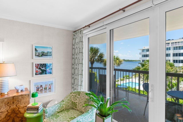 5 of 42 - 2778 S Ocean 307 N Boulevard #307n, Palm Beach, FL