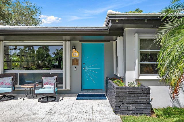 2 of 34 - 631 S Palmway, Lake Worth Beach, FL