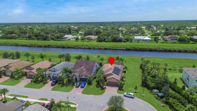3 of 44 - 844 Se Villandry Way, Port Saint Lucie, FL