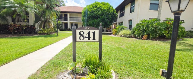 1 of 26 - 841 Sw South River Drive #102, Stuart, FL