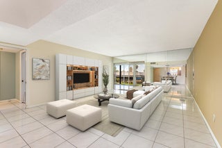Photo of Listing #RX-11119715